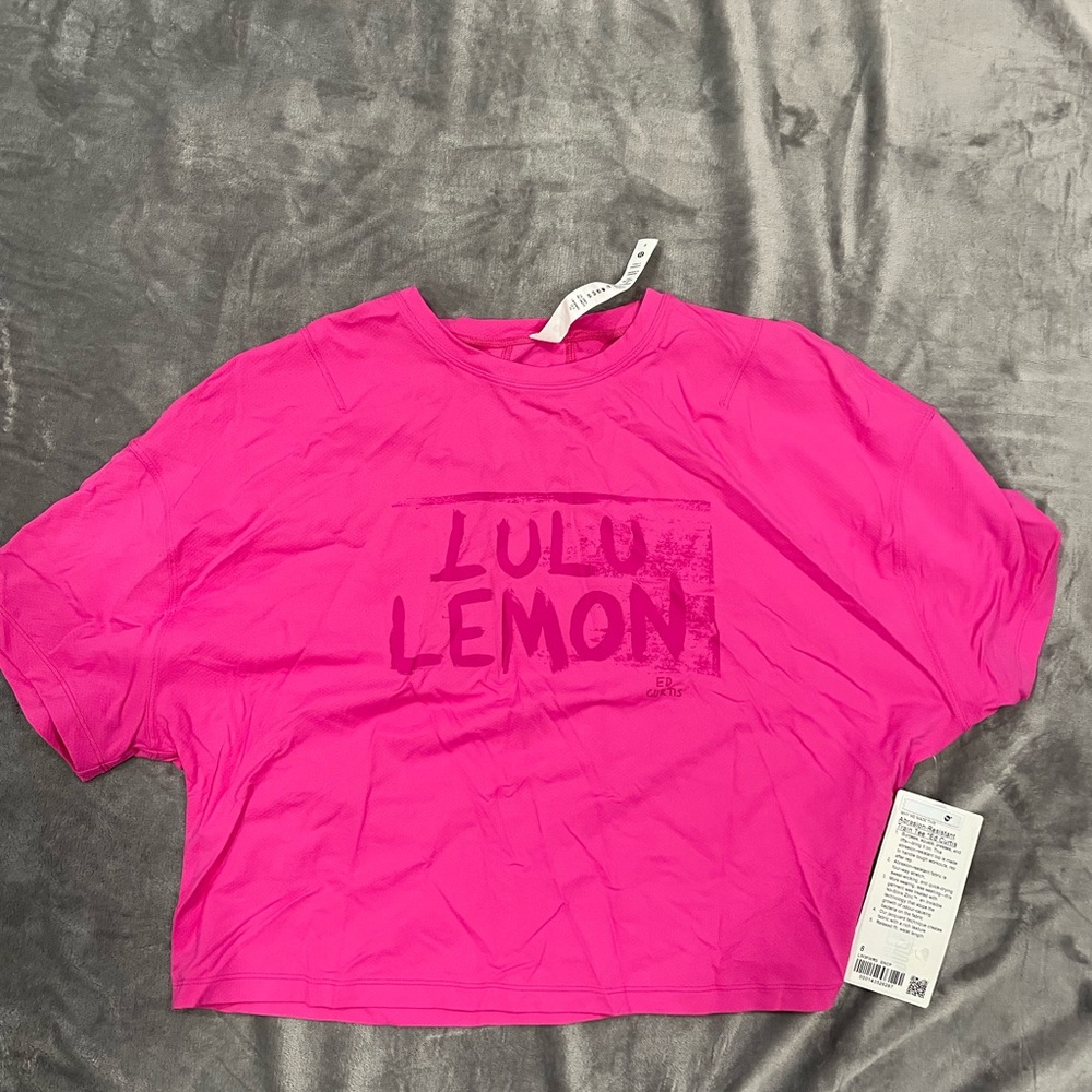 Lululemon Pink Graphic Tee